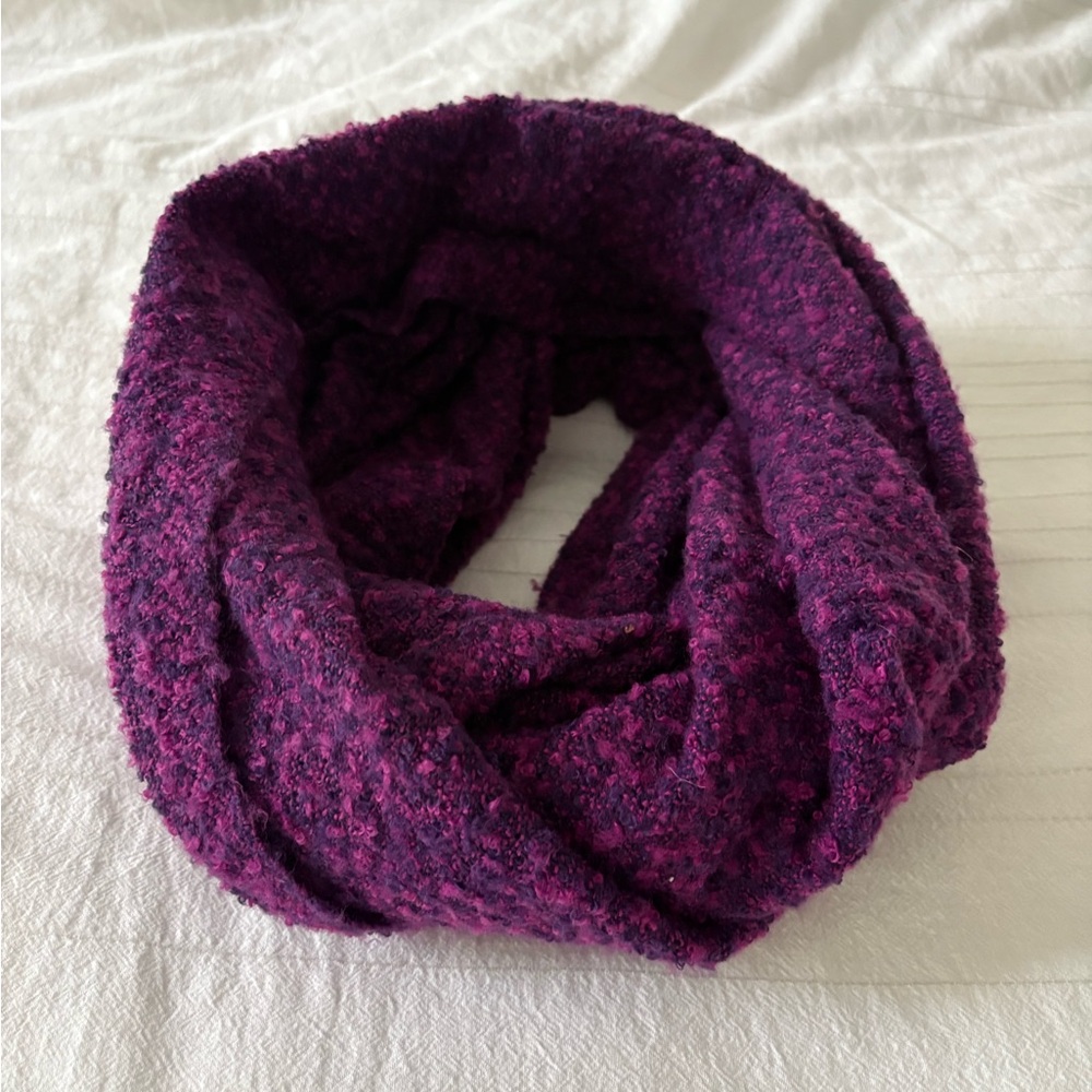Anthropologie‎ Purple Pink Textured Large Cowl Scarf - Picture 2 of 7
